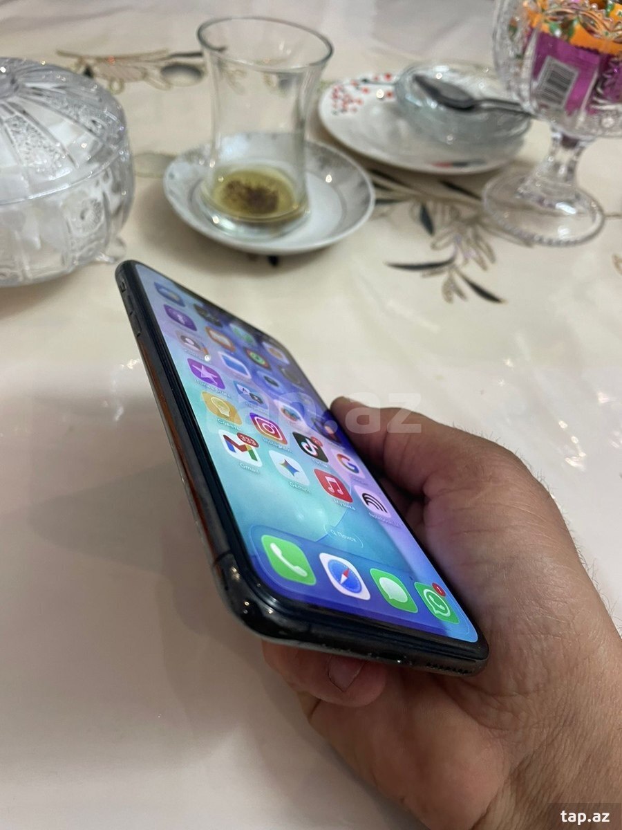 Apple iPhone 11 Pro Max Space Gray 64GB/4GB (2)