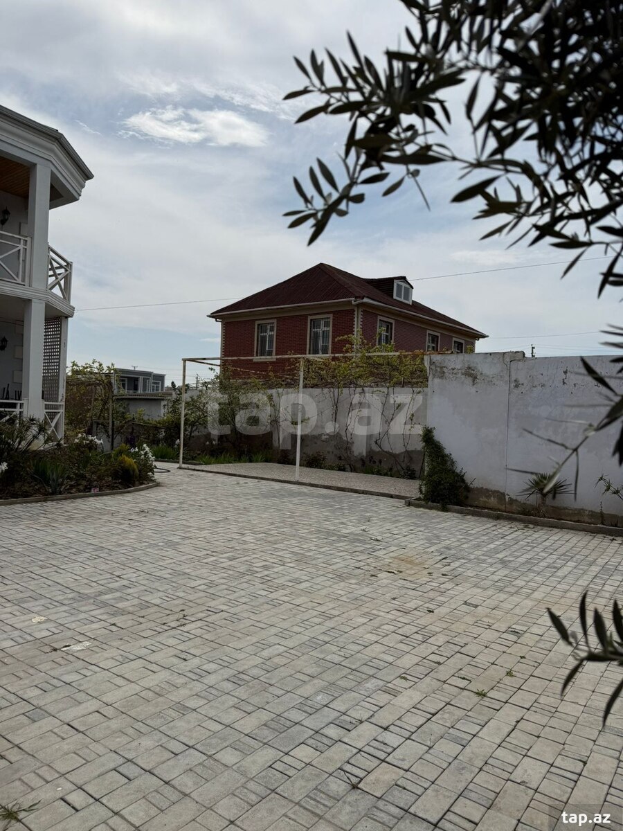 Villa, Görədil qəs. (11)