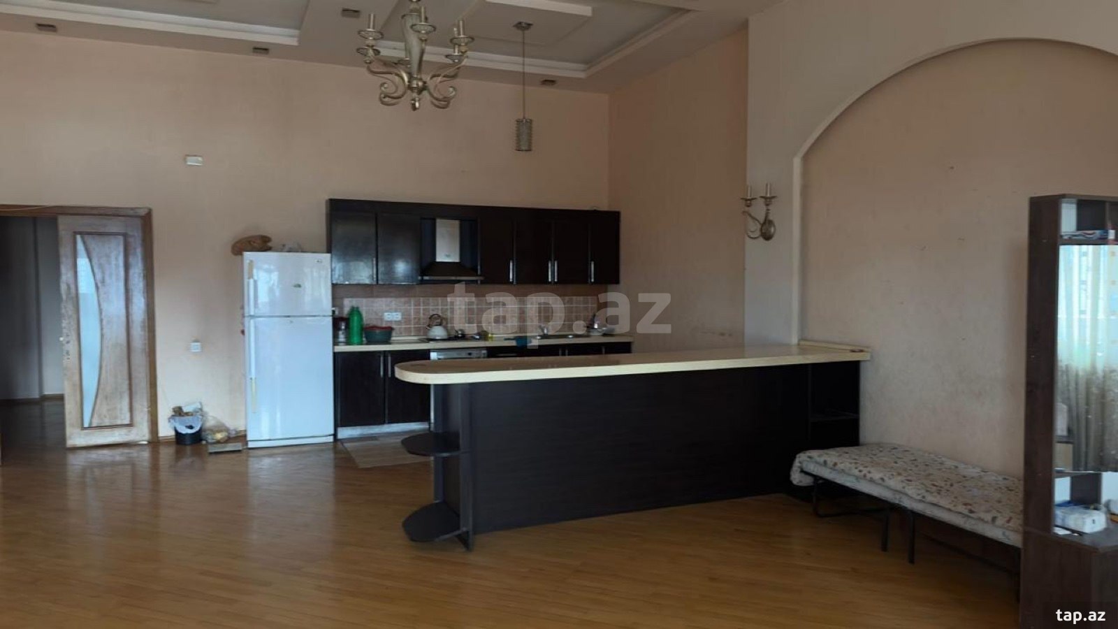 3-otaqlı yeni tikili kirayə verilir, 28 May m., 150 m²