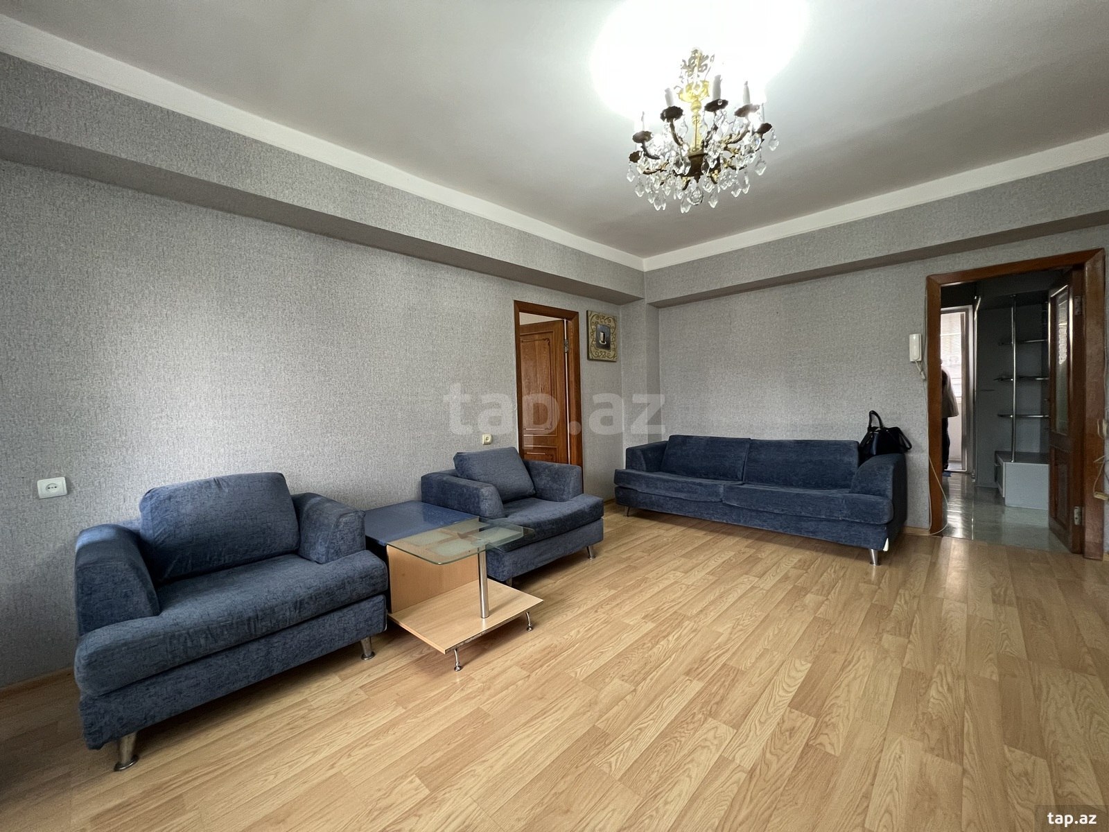 3-otaqlı mənzil, 28 May m., 80 m² (2)