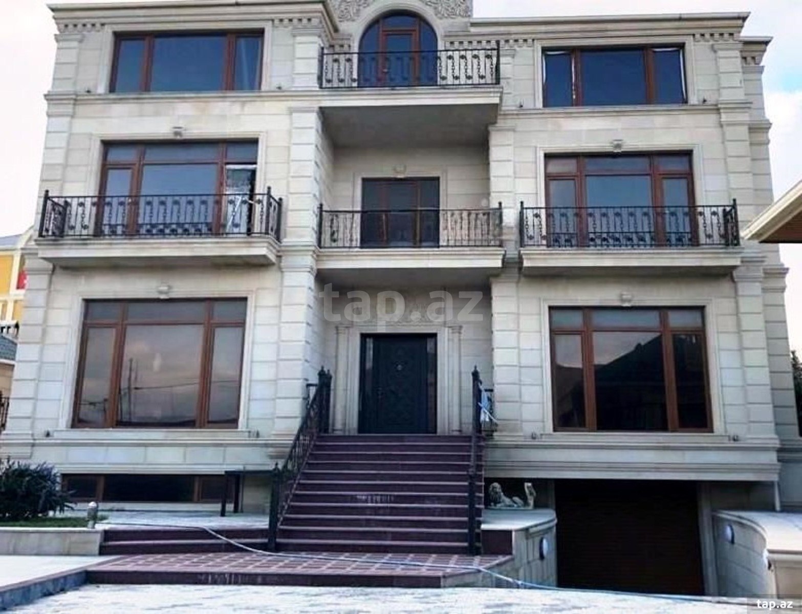 3-otaqlı yeni tikili, Məmmədəli Şərifli küç., 120 m²