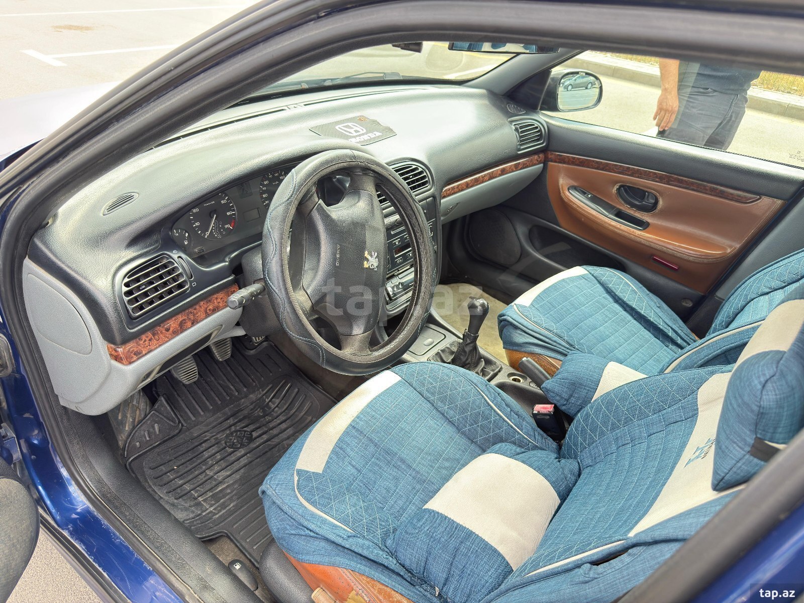 Peugeot 406, 2000 il (2)