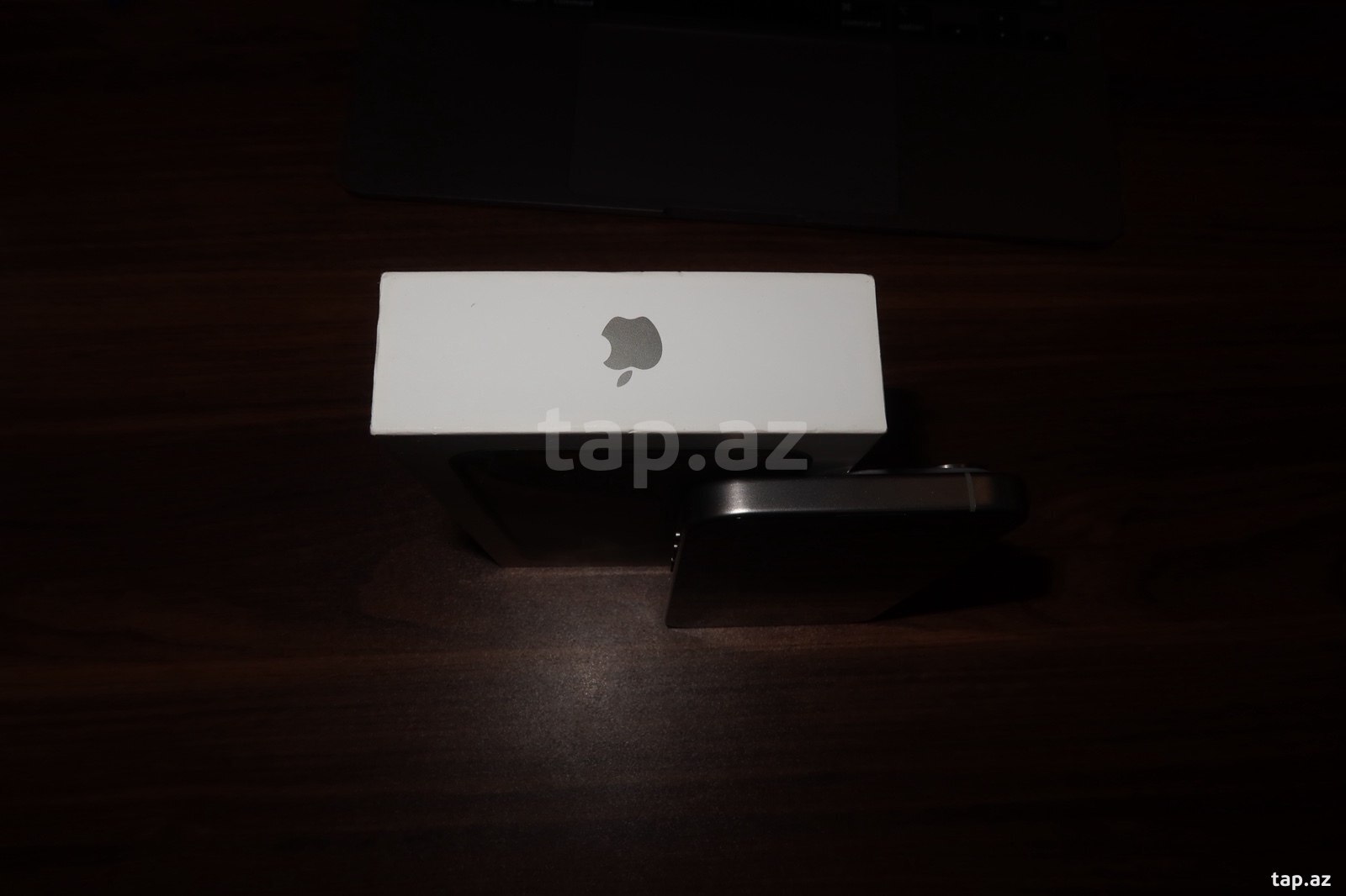 Apple iPhone 15 Pro Natural Titanium 256GB/8GB (2)