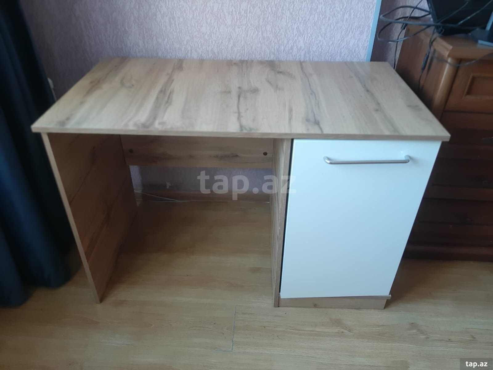 Ofis masası