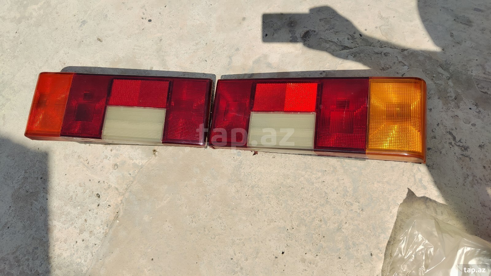 Lada (Vaz) 21099- 21014 stop işıqları