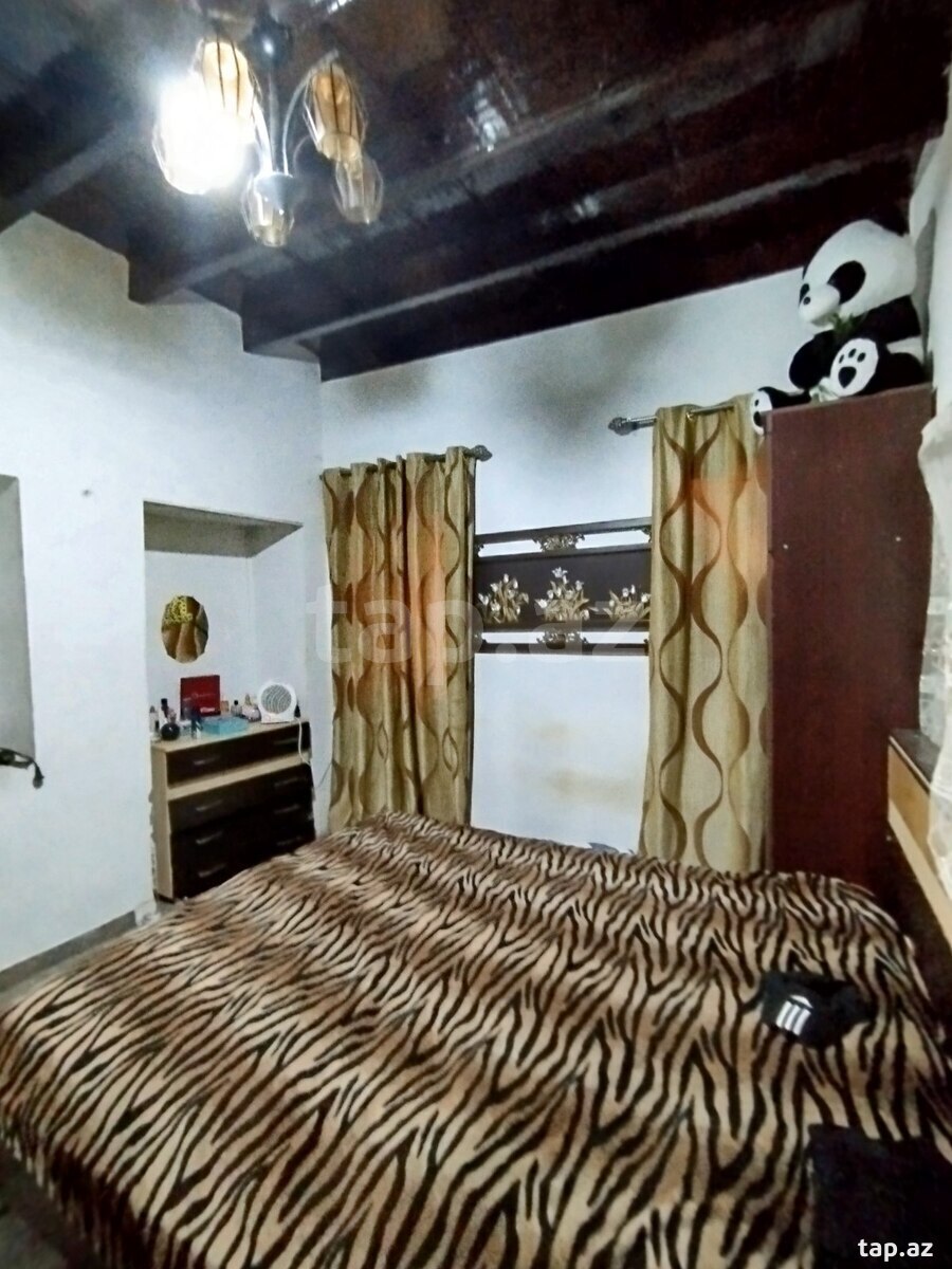 Həyət evi, Corat qəs.
