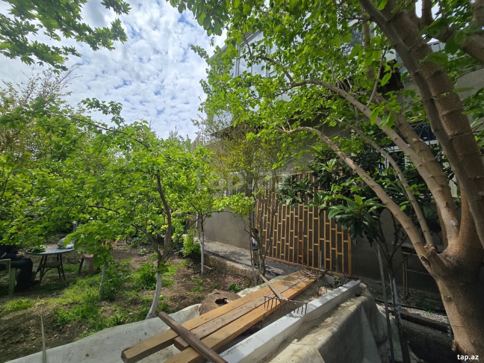 Həyət evi, Binə qəs. (5)