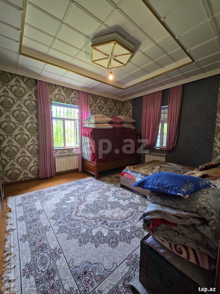 Həyət evi, Binə qəs. (11)