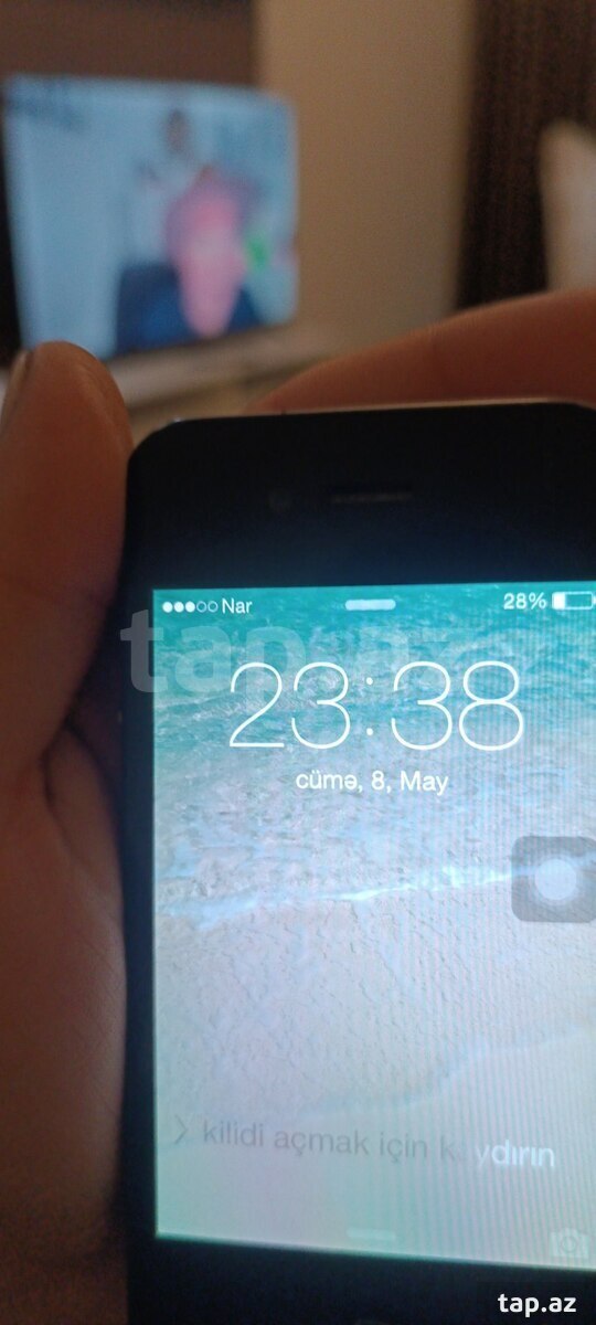 Apple iPhone 4 Black 16GB (5)