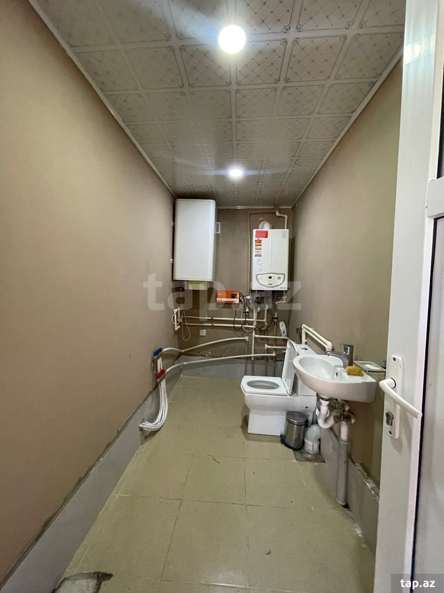 Həyət evi, Novxanı qəs. (16)