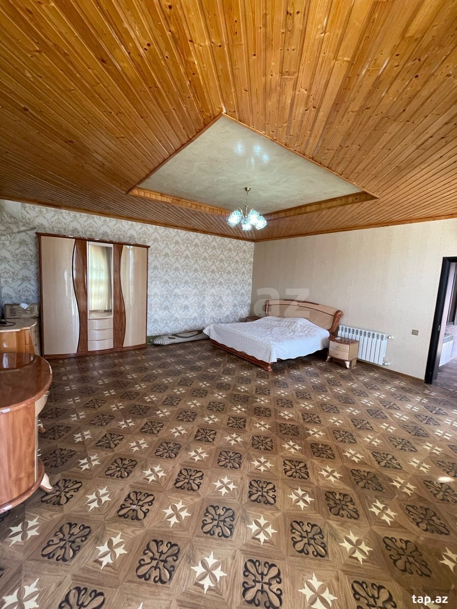 Həyət evi, Novxanı qəs. (20)