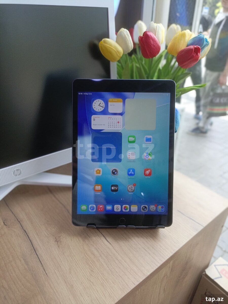 Apple İPad (9nəsil) 256 GB (2)