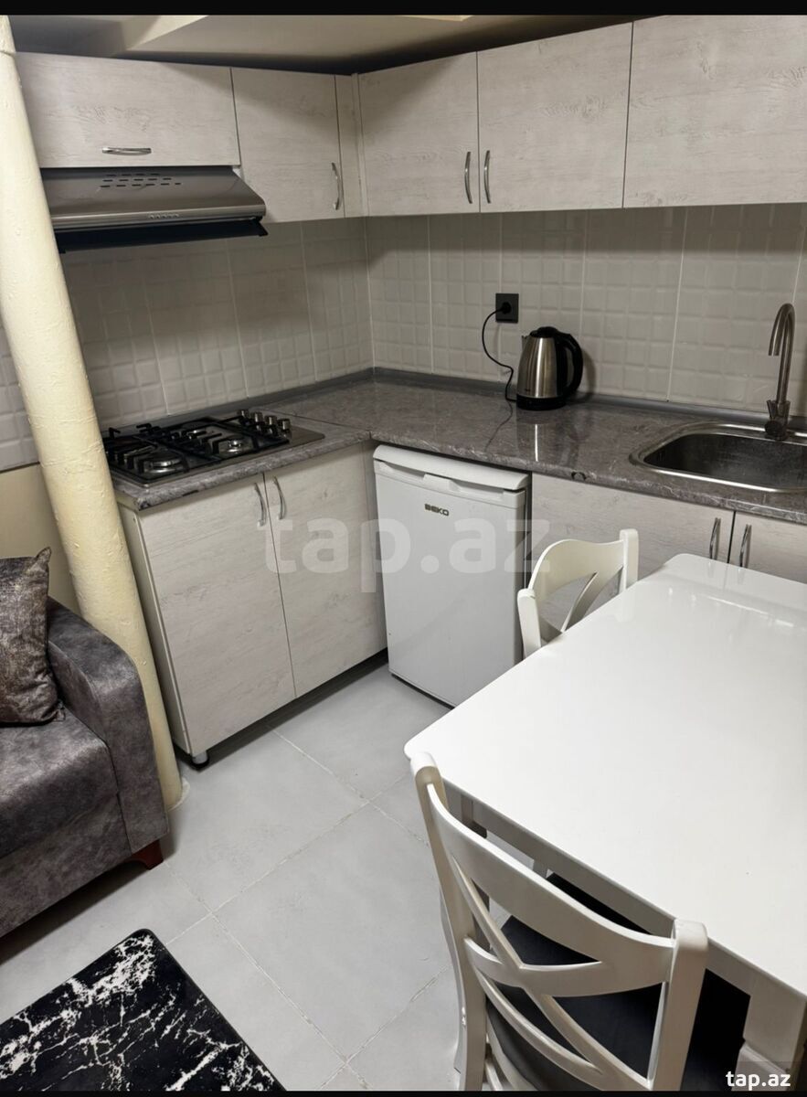 1-otaqlı mənzil kirayə verilir, Sahil m., 40 m² (6)