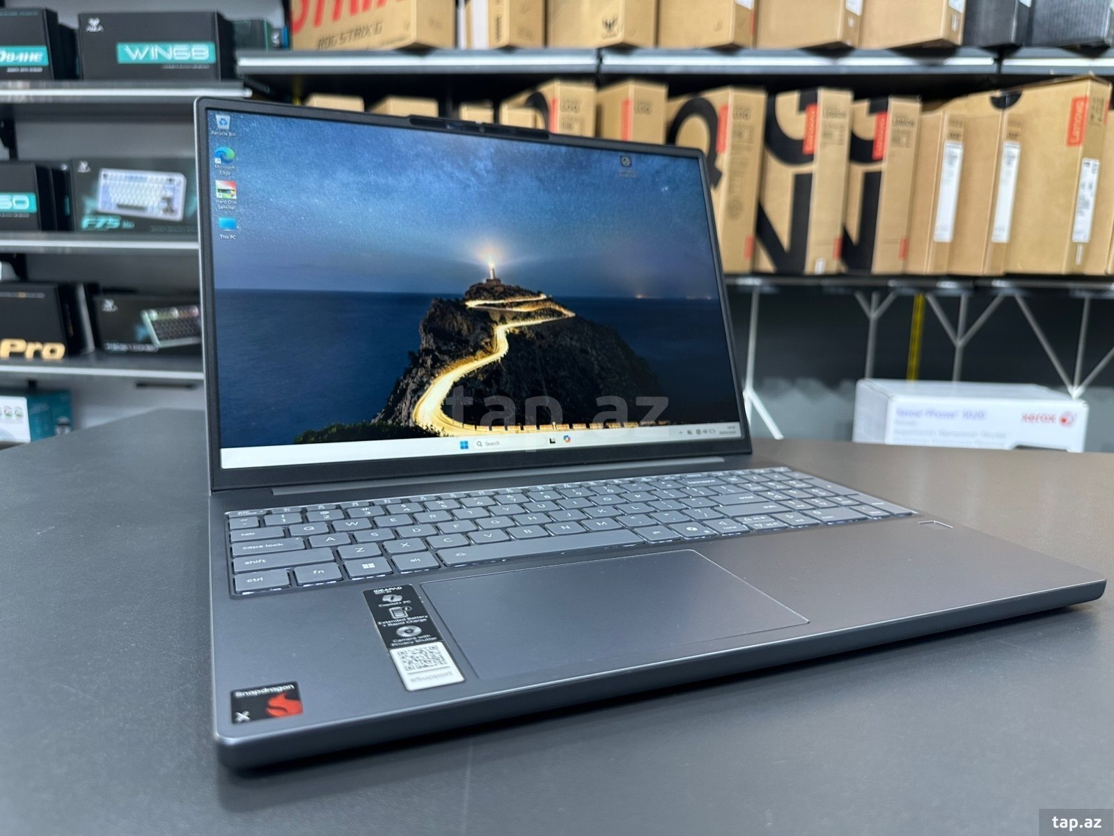 Noutbuk Lenovo (3)