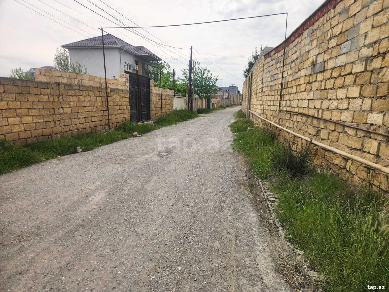4.2 sot torpaq sahəsi, Novxanı qəs. (2)
