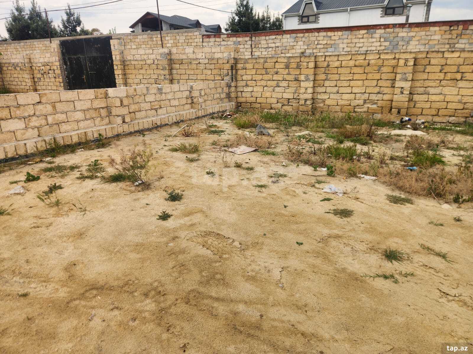 4.2 sot torpaq sahəsi, Novxanı qəs. (4)