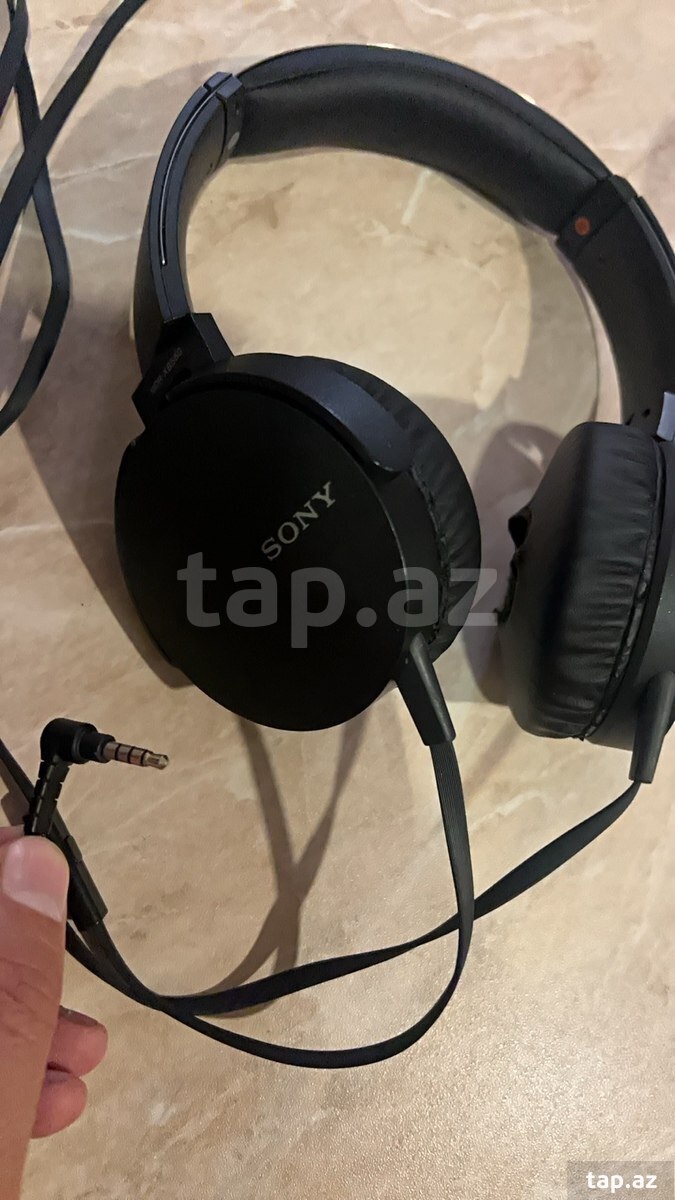 Qulaqlıqlar Sony MDR-XB550 