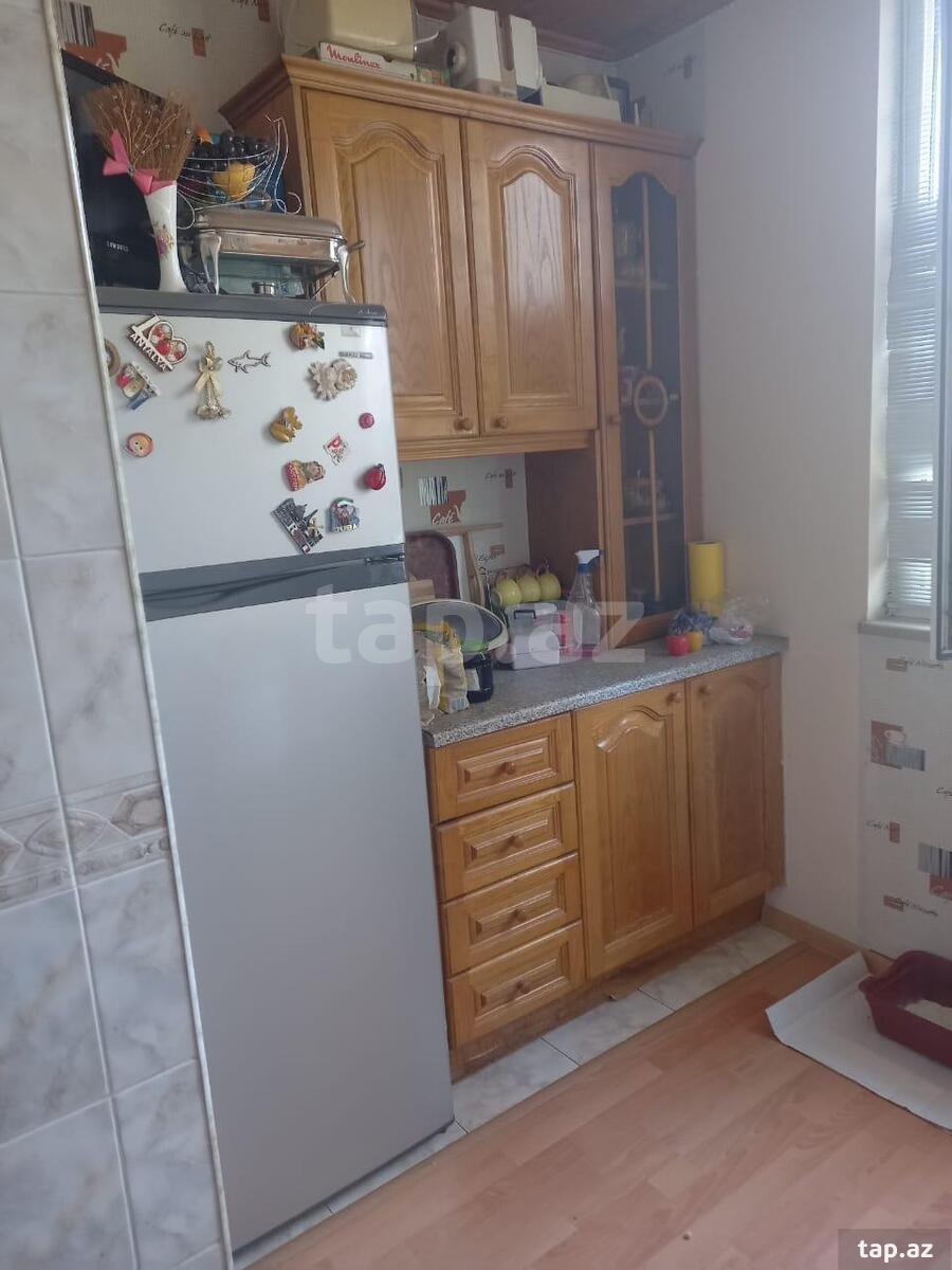 3-otaqlı mənzil, İzmir küç., 60 m²