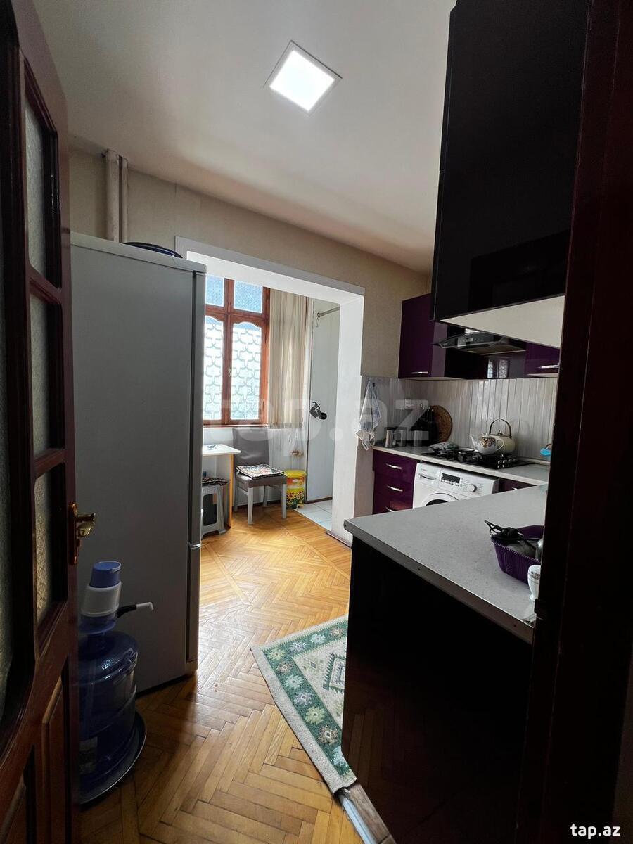 4-otaqlı mənzil, Yeni Yasamal qəs., 120 m²