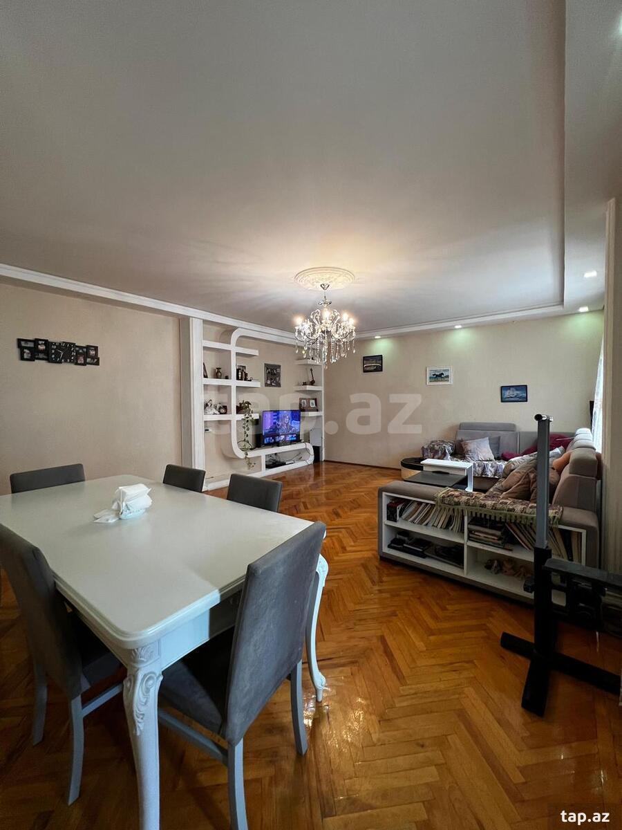4-otaqlı mənzil, Yeni Yasamal qəs., 120 m²