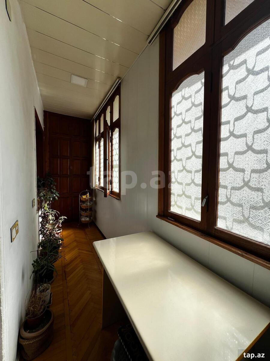 4-otaqlı mənzil, Yeni Yasamal qəs., 120 m²