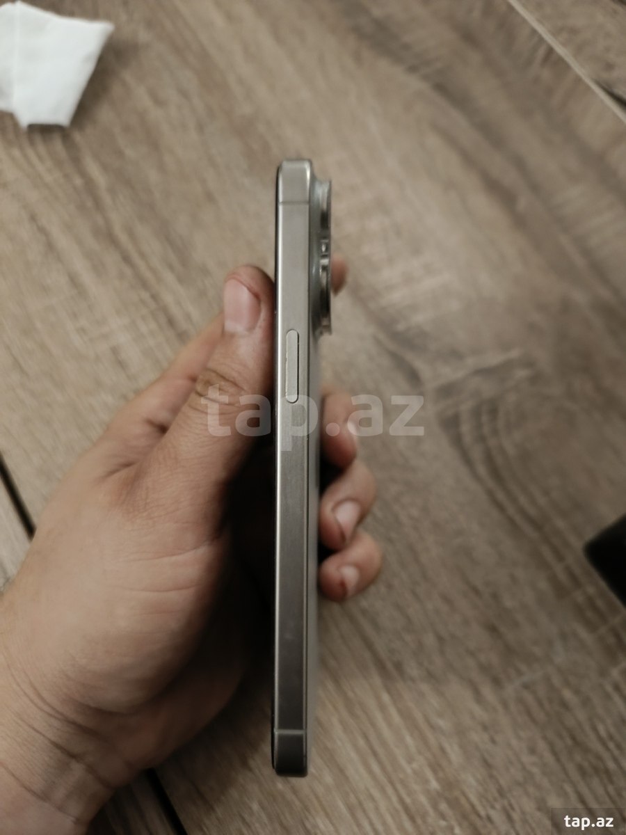 Apple iPhone 15 Pro Max Natural Titanium 256GB/8GB (4)