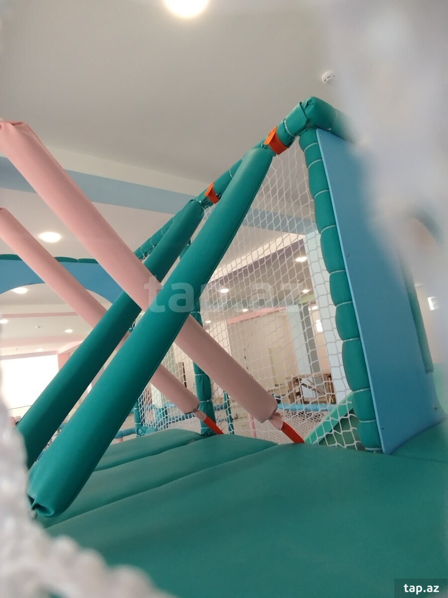 Uşaq meydançaları və batut  (4)