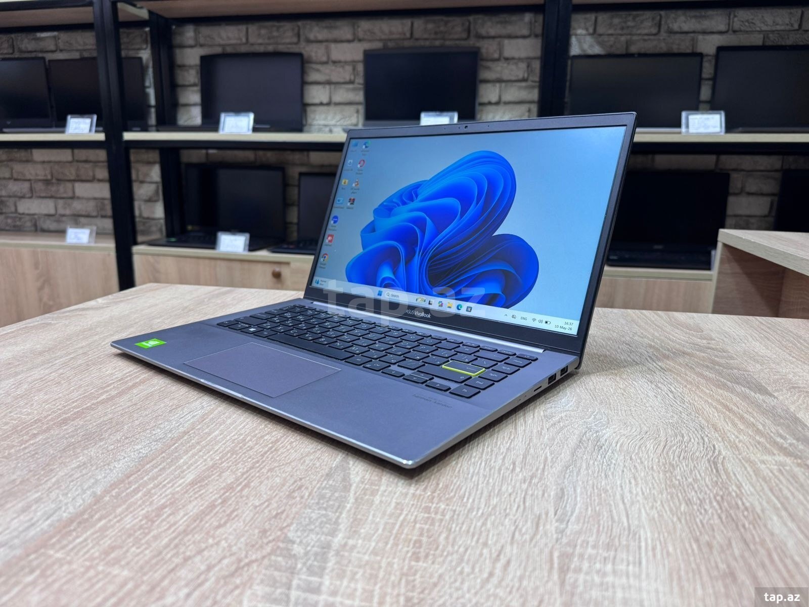Asus VivoBook 14 (3)