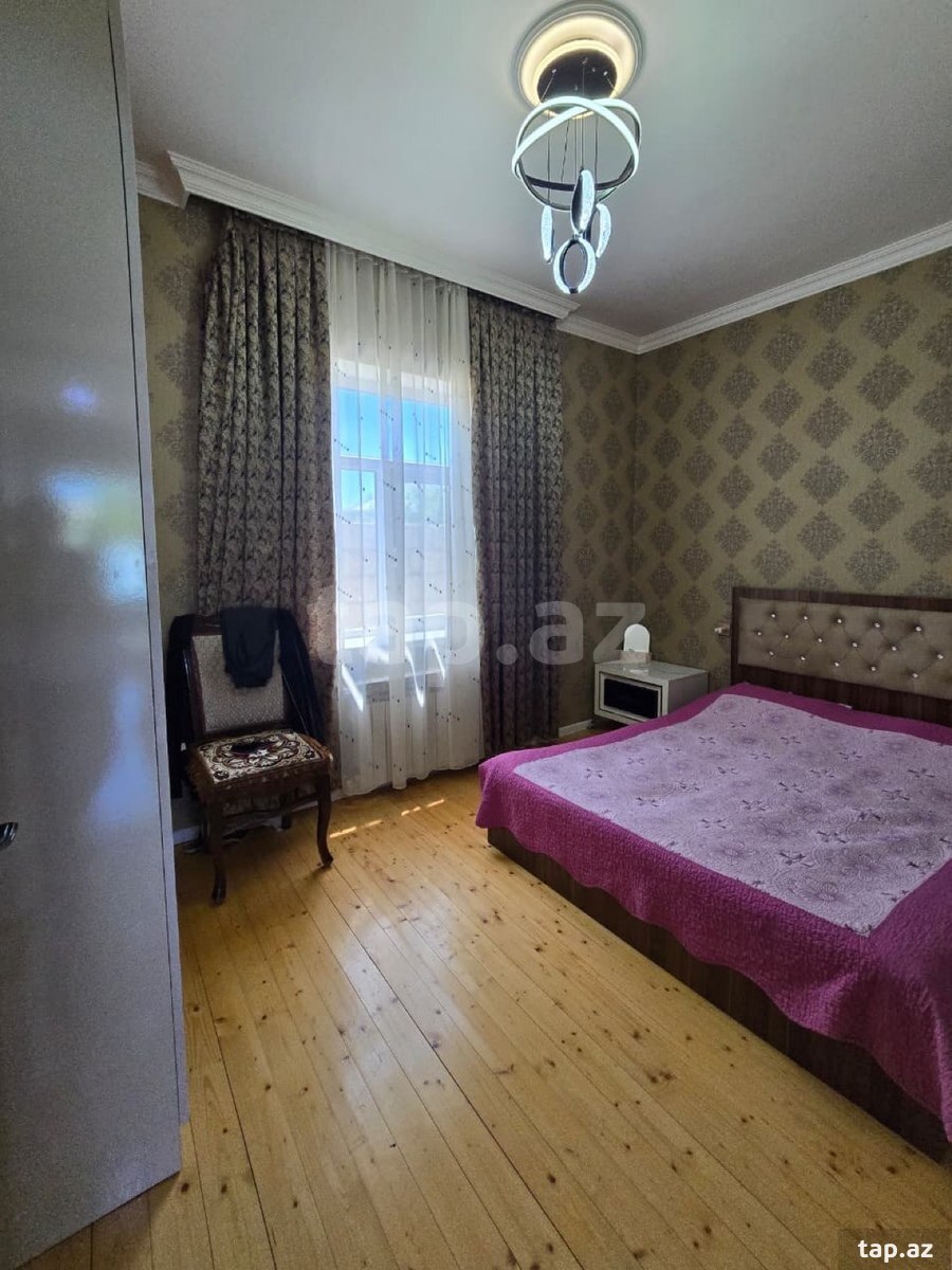 Həyət evi, Binə qəs. (8)