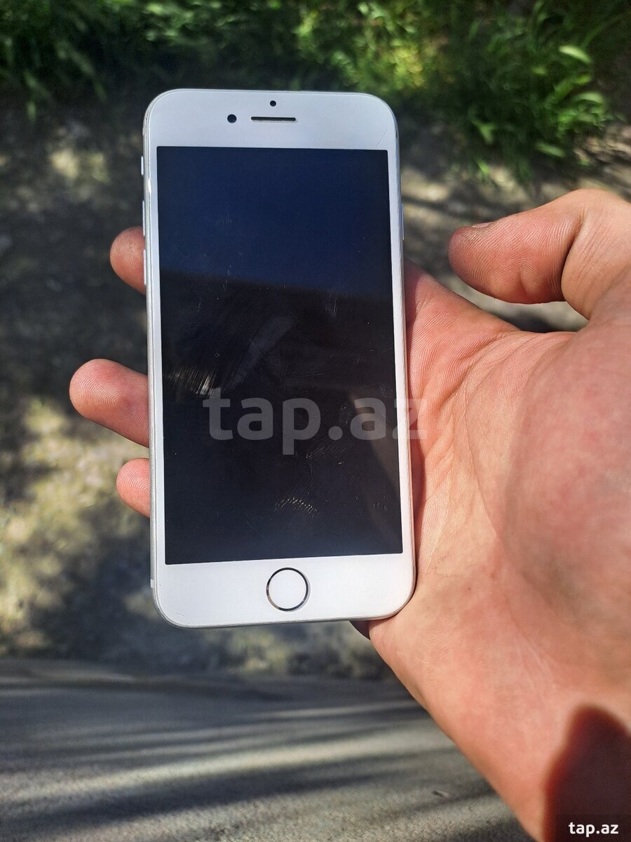 Apple iPhone 8 Silver 64GB