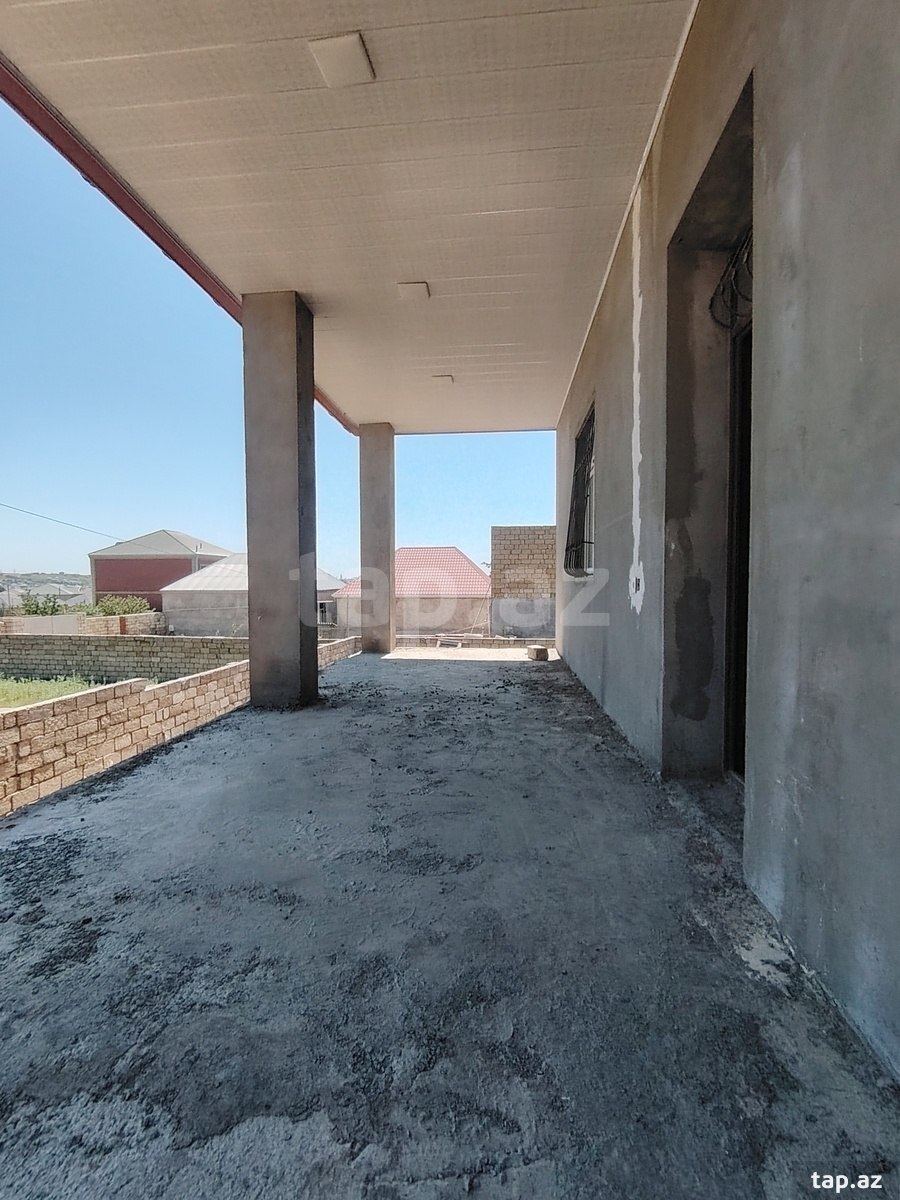 8 otaqlı həyət evi satılır, Bakı