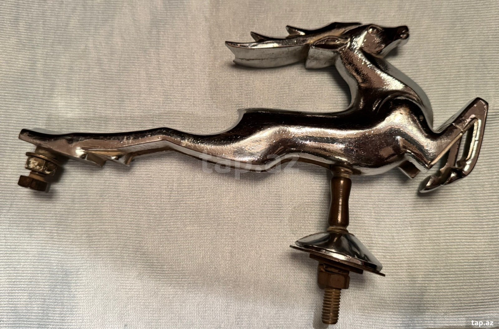 Volga GAZ-21 maral emblemi