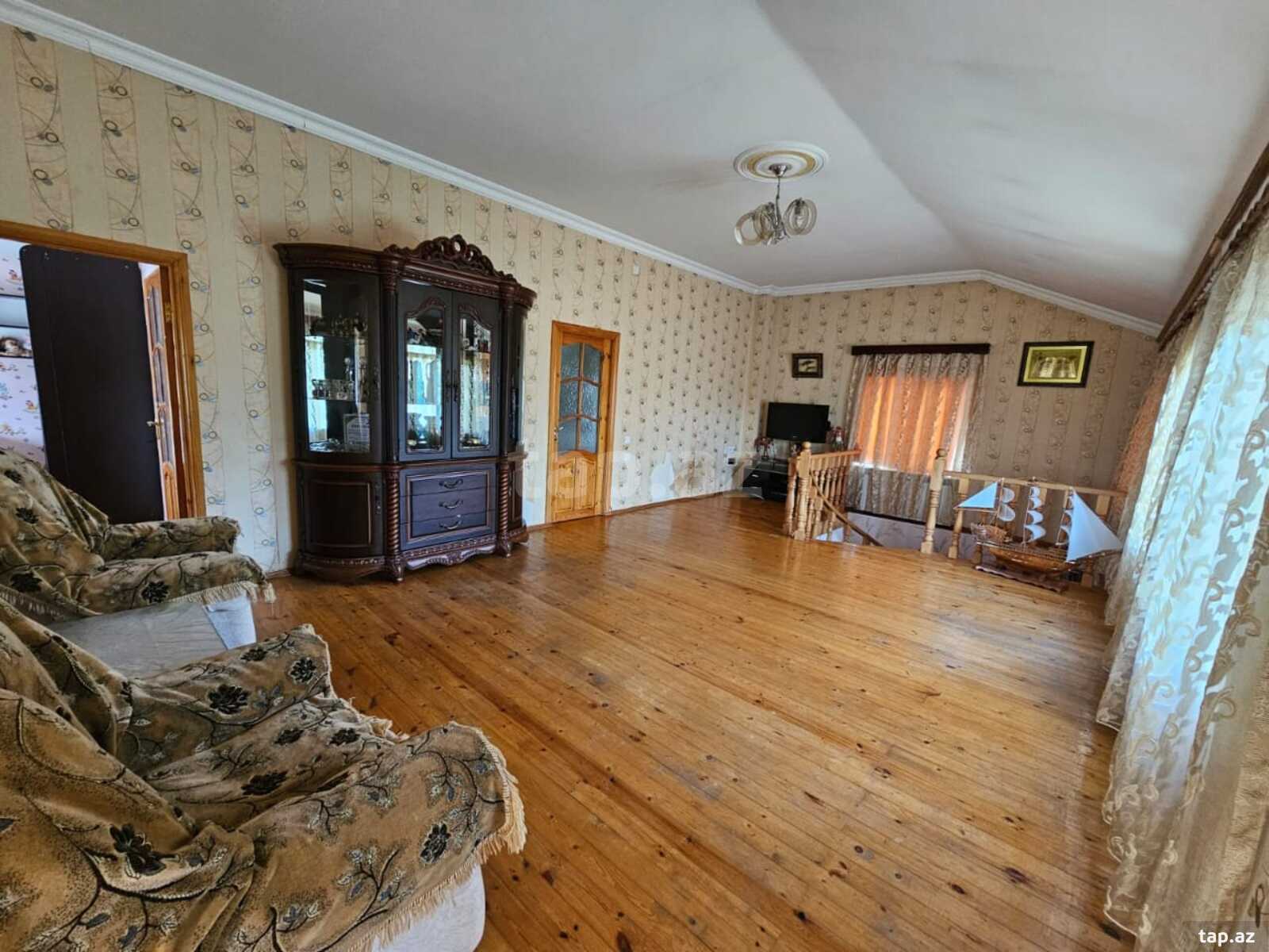 Bağ evi kirayə verilir, Şüvəlan qəs. (17)