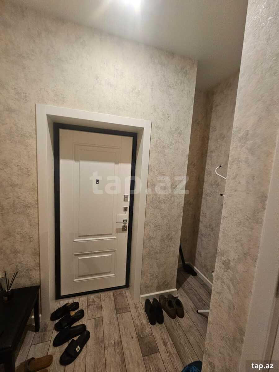 3-otaqlı yeni tikili, E.Akademiyası m., 130 m²