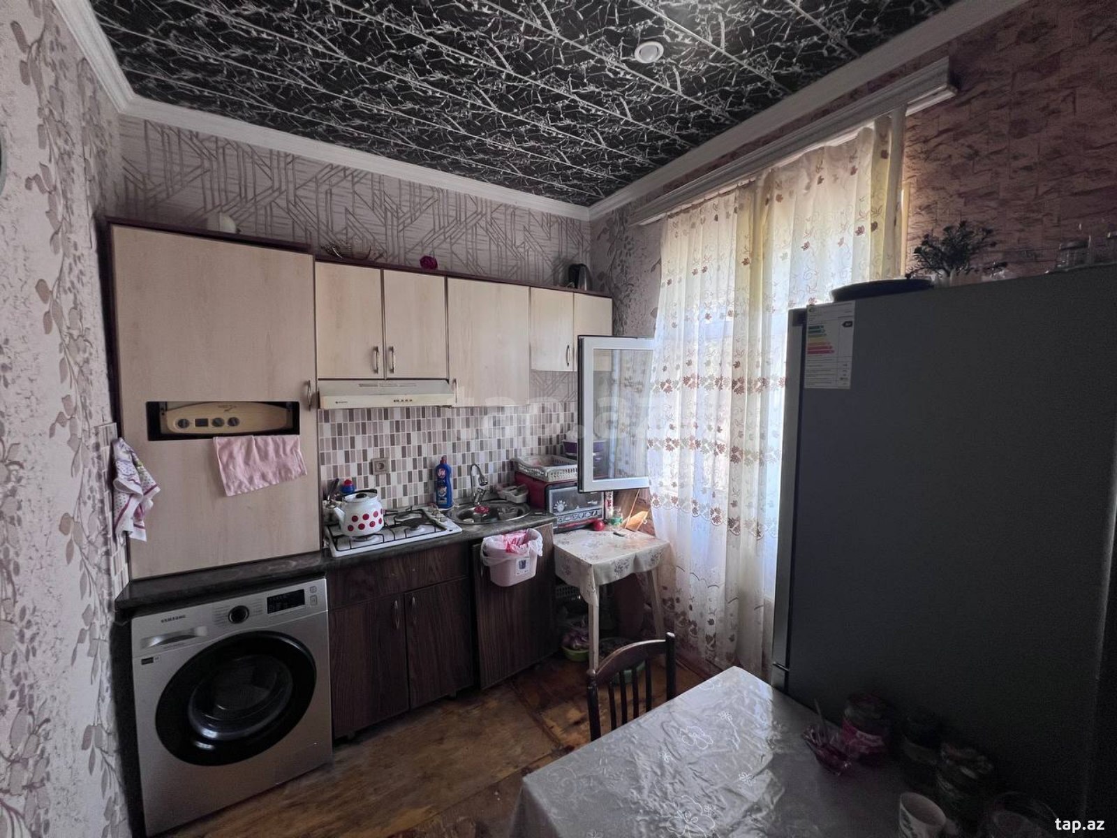 Həyət evi, Corat qəs. (3)