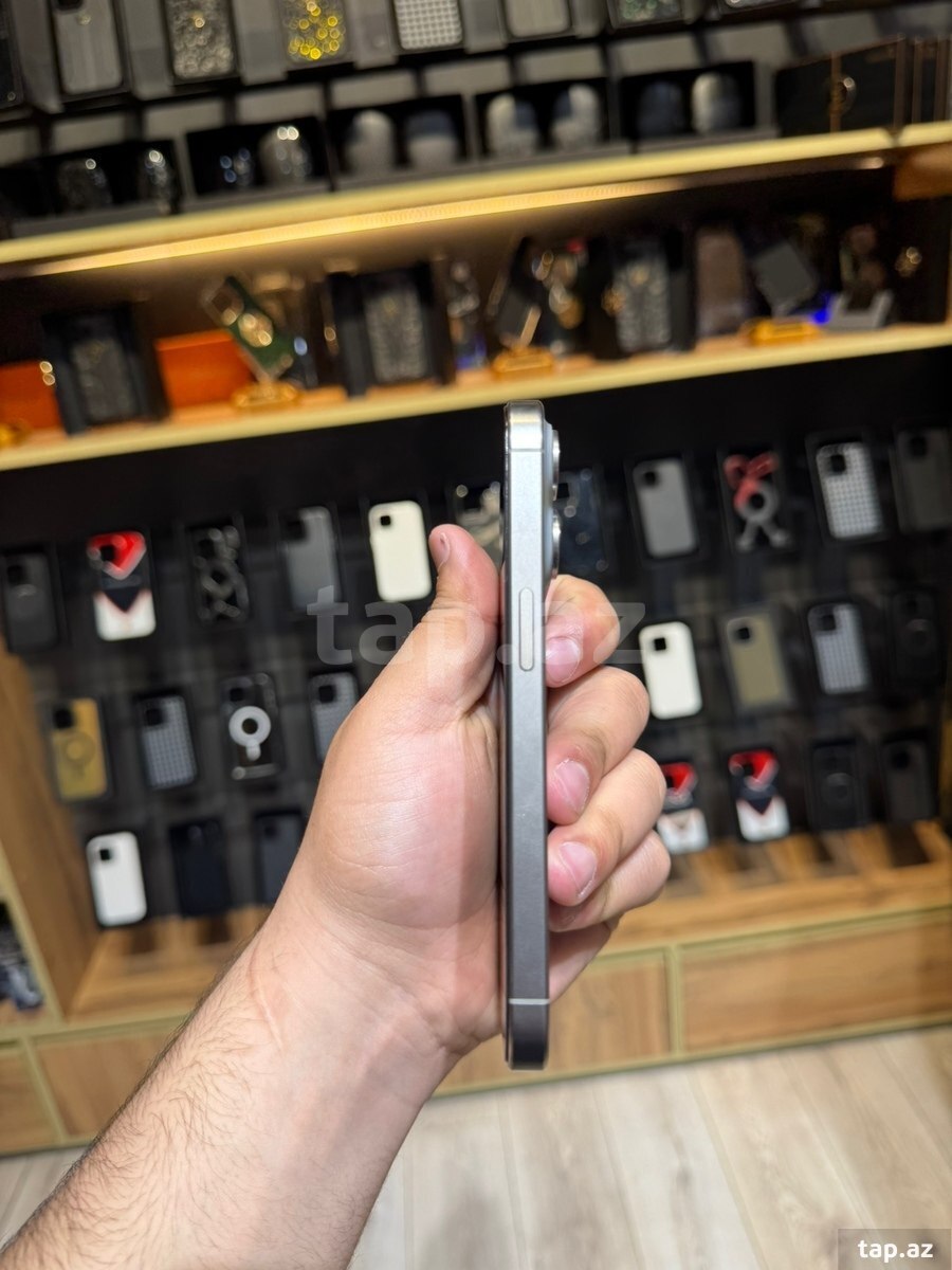 Apple iPhone 15 Pro Natural Titanium 256GB/8GB (3)