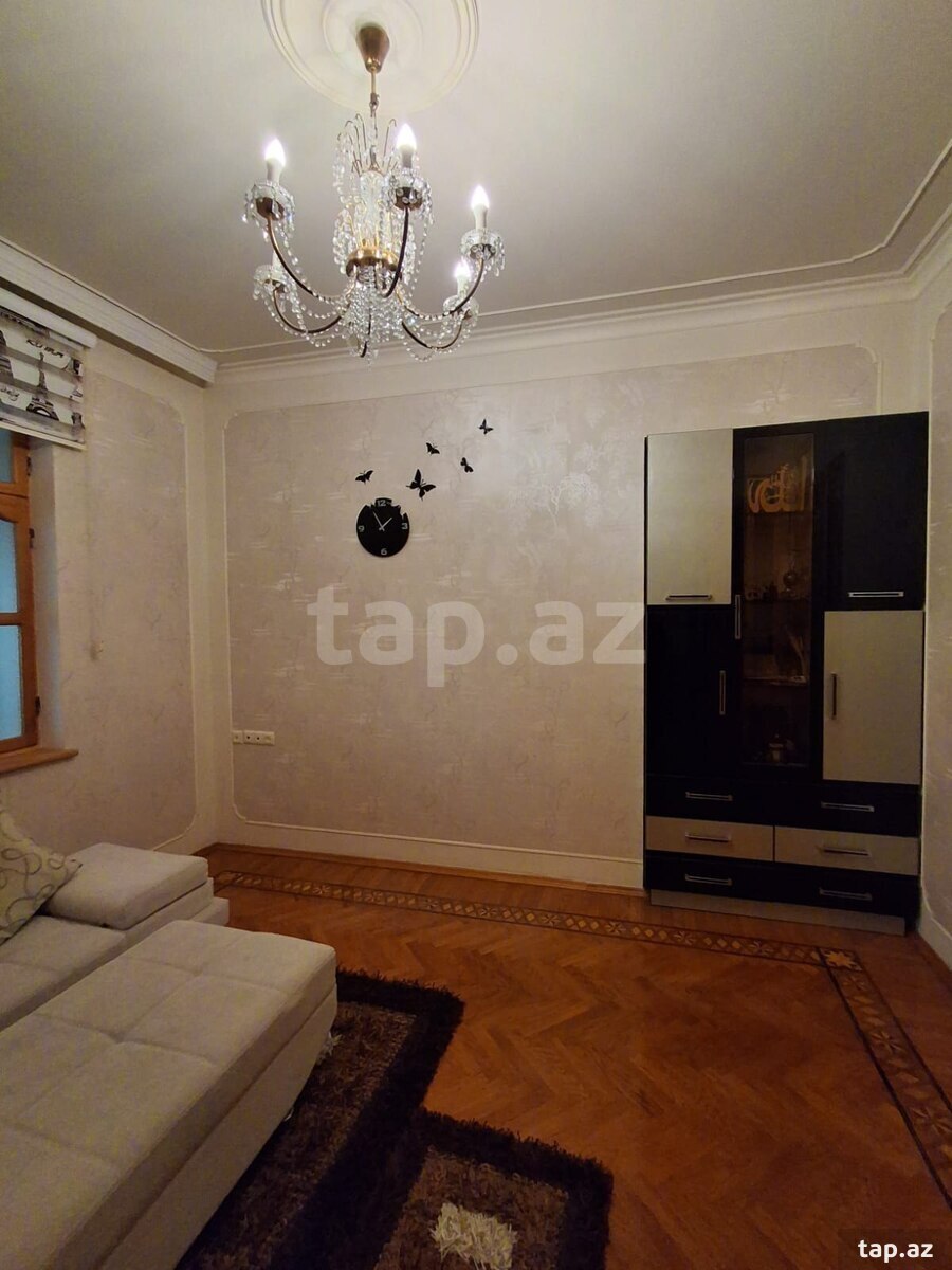 3-otaqlı mənzil, 2-ci məhəllə., 95 m²