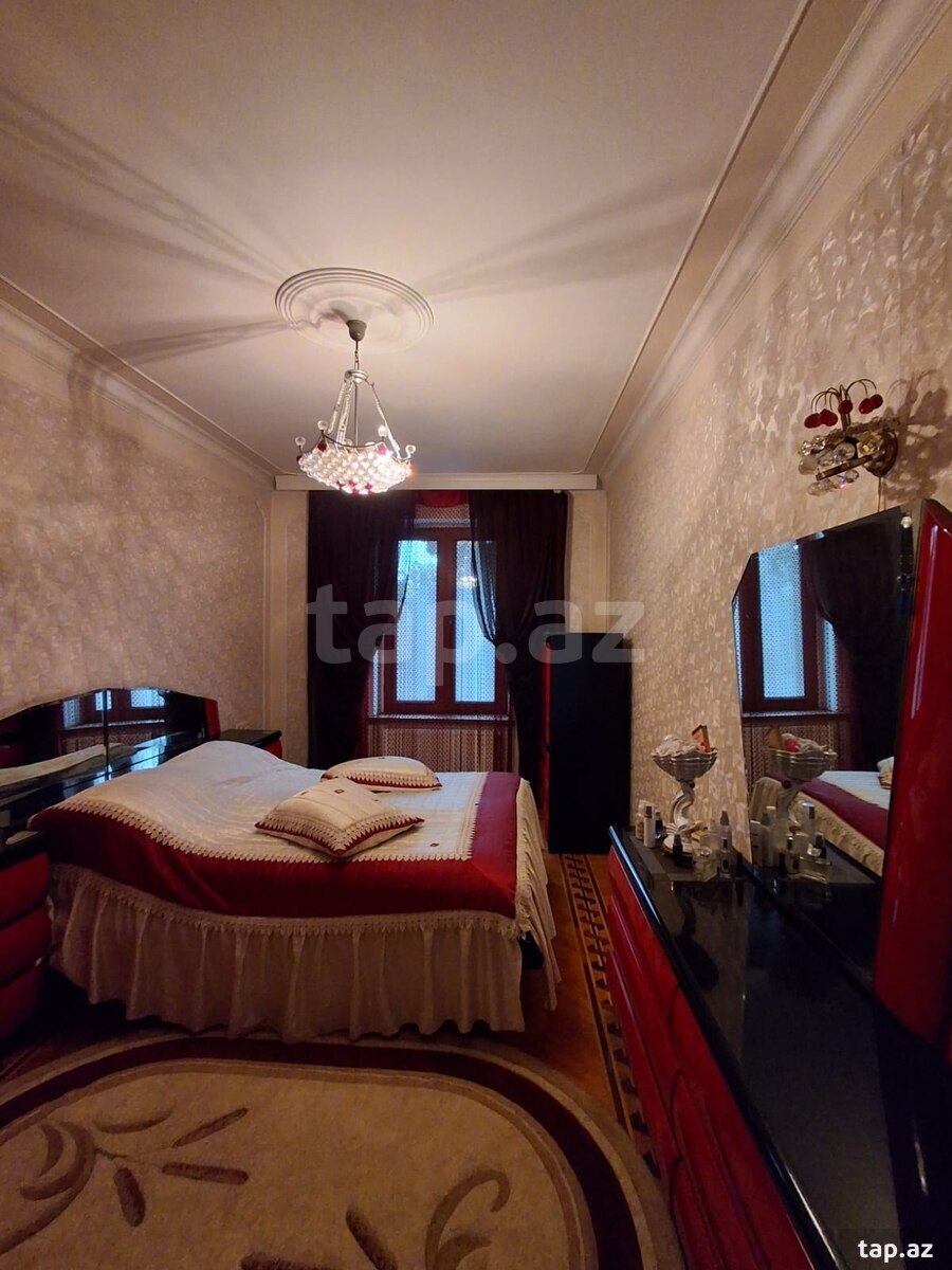 3-otaqlı mənzil, 2-ci məhəllə., 95 m²