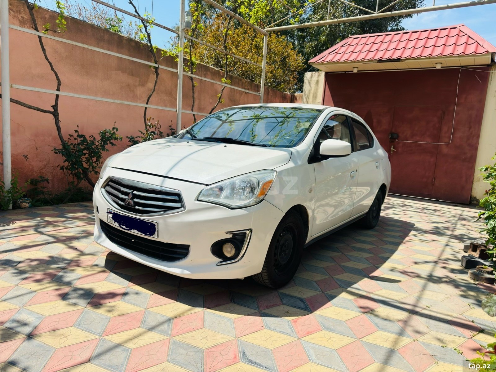 Mitsubishi Mirage