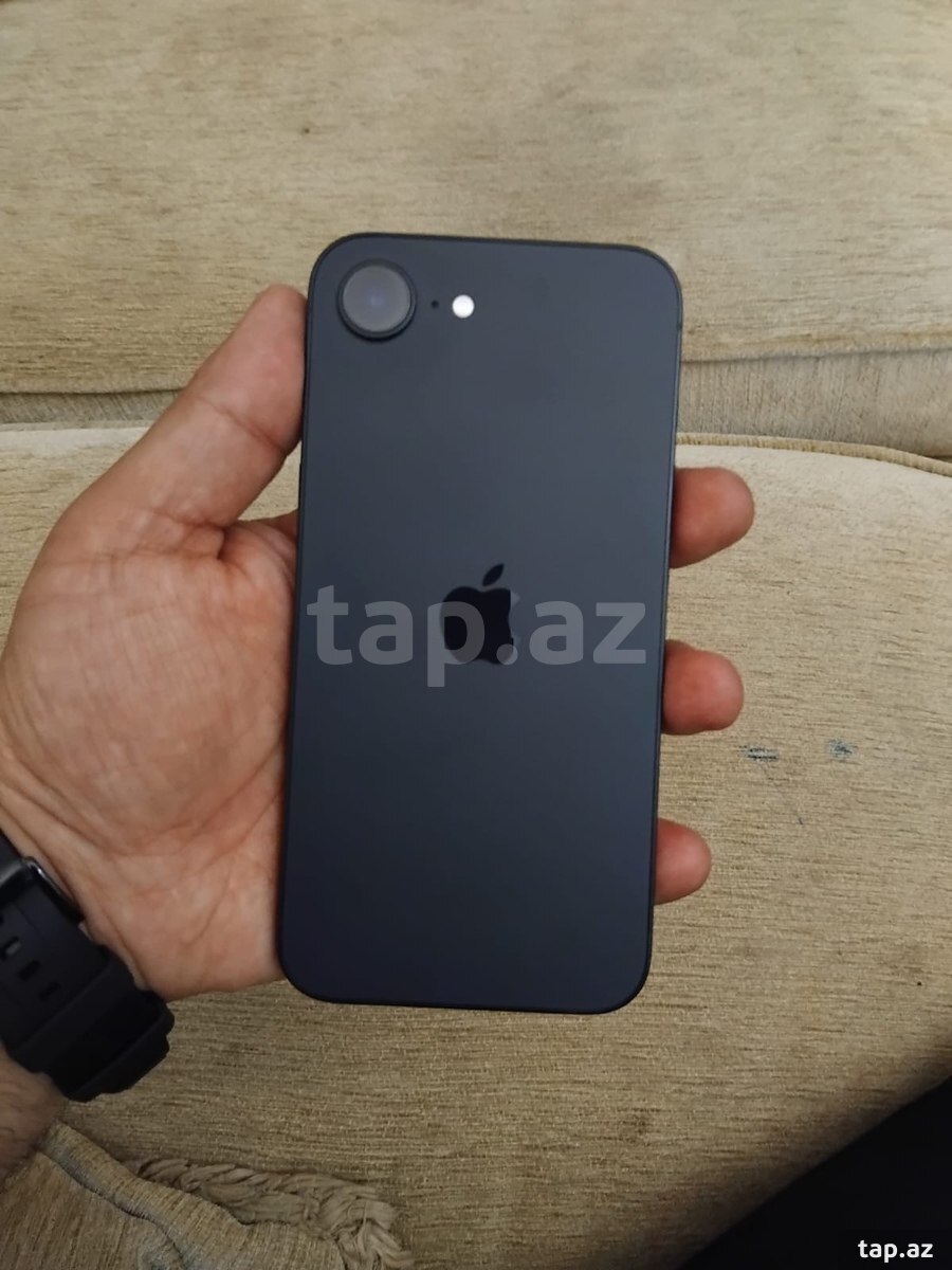 Apple iPhone 16e Black 128GB/8GB (5)