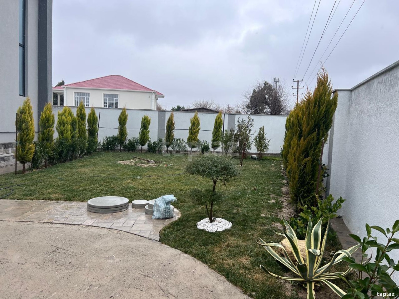 Həyət evi, Görədil qəs. (16)
