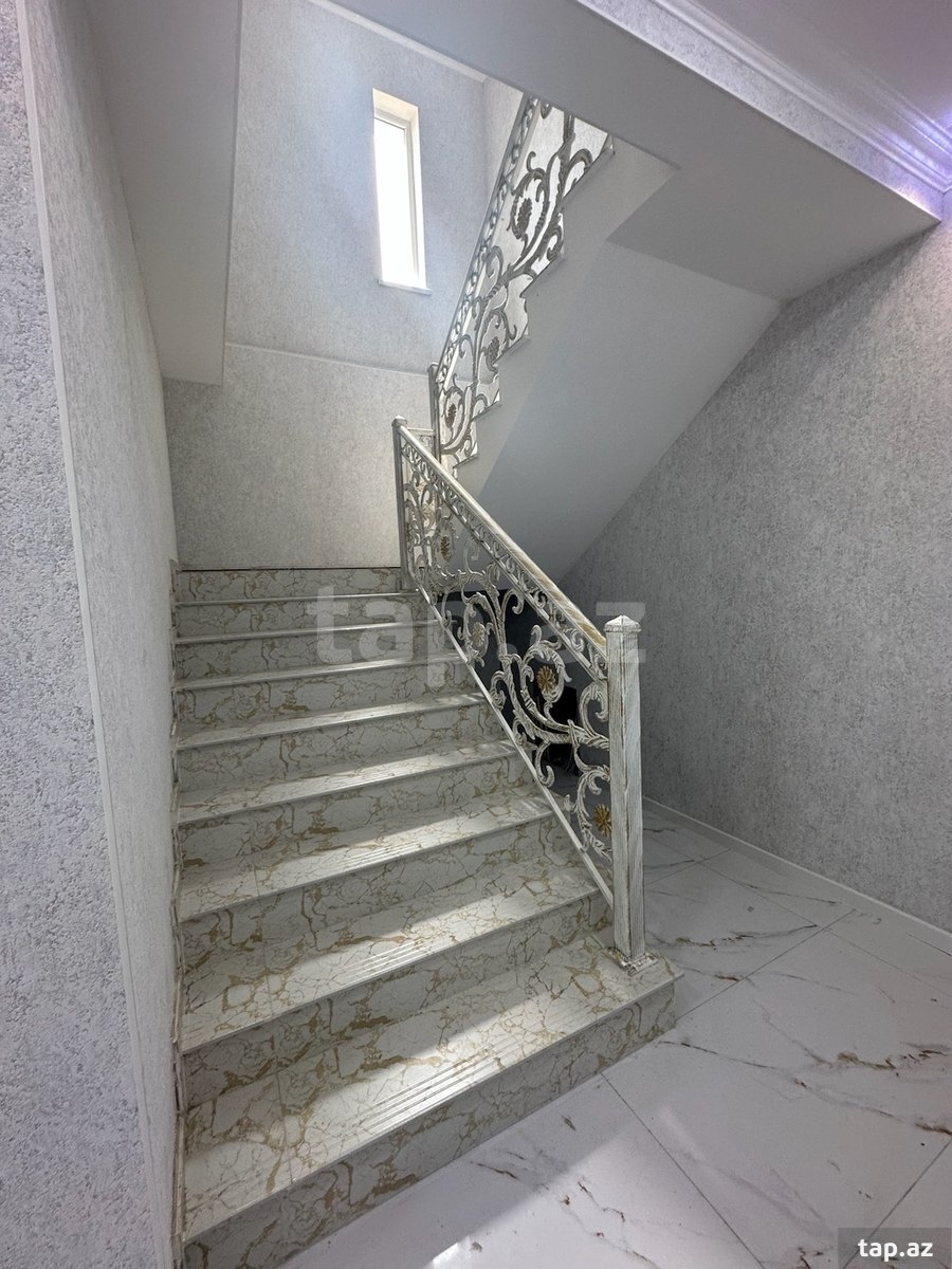 Həyət evi, Saray qəs. (13)