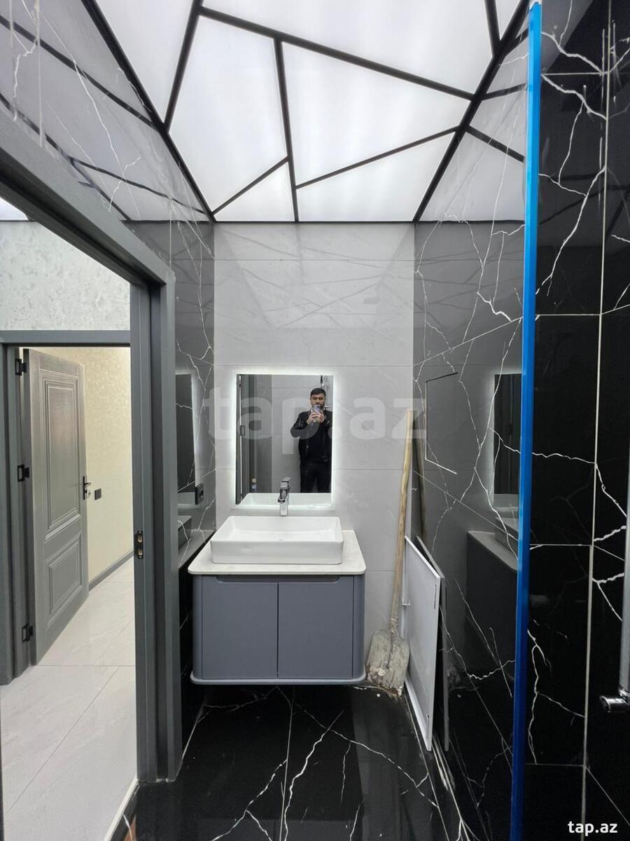 3-otaqlı yeni tikili, Qurtuluş küç. 93, 92 m²