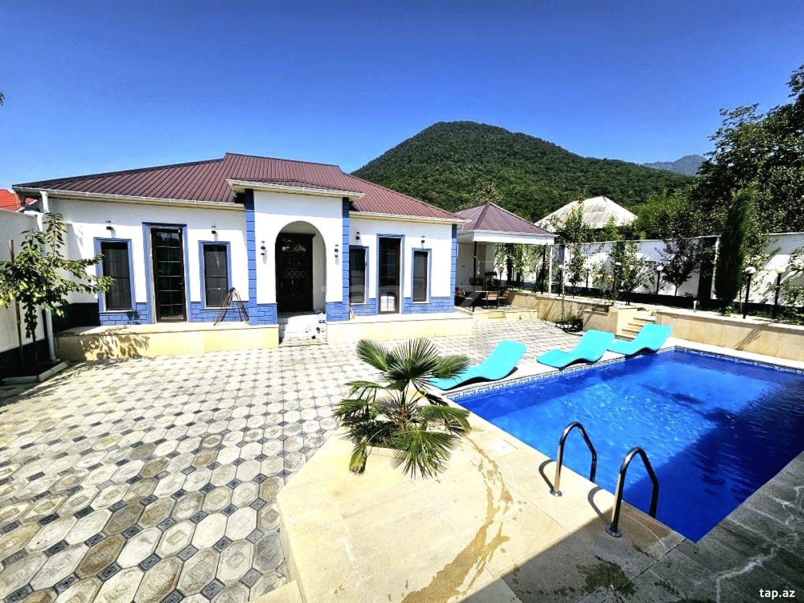 Həyət evi kirayə verilir, Qəbələ r. (8)