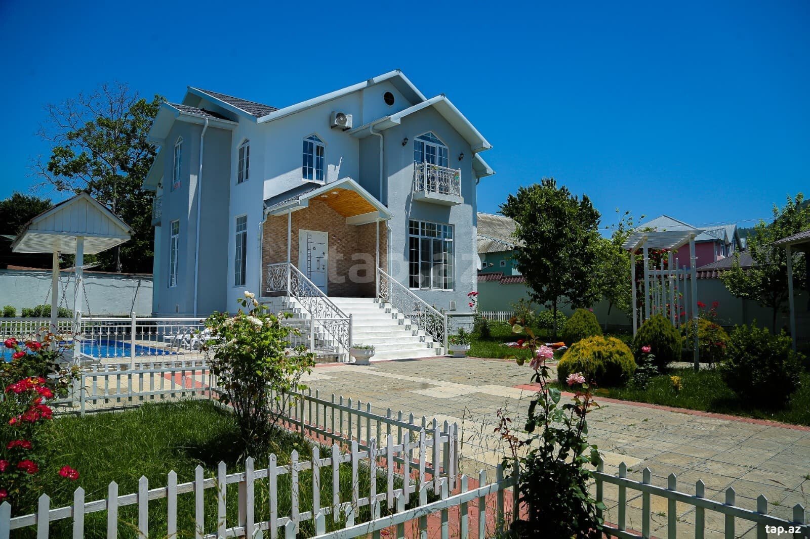 Həyət evi kirayə verilir, Qəbələ r. (4)