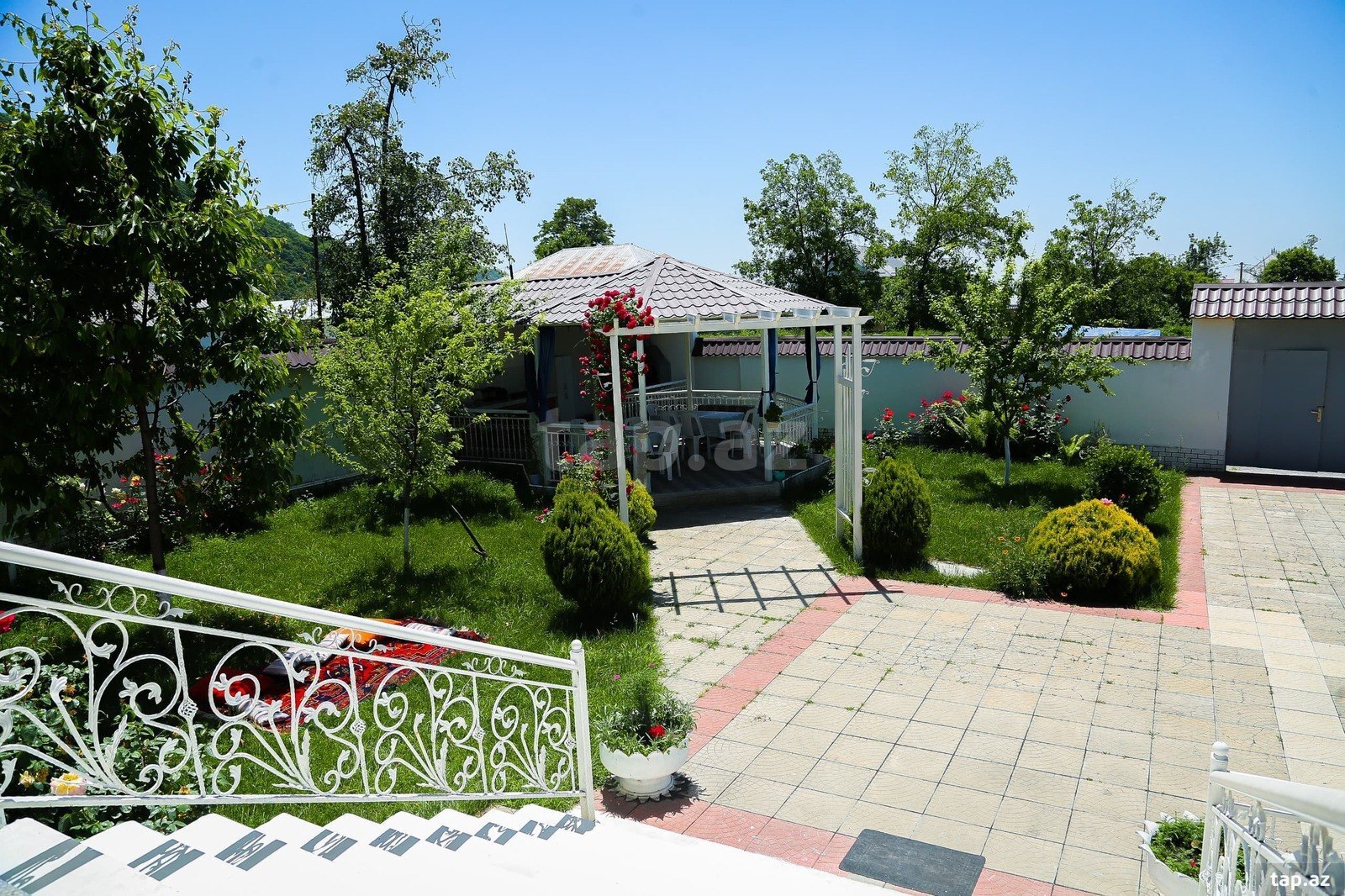 Həyət evi kirayə verilir, Qəbələ r. (21)