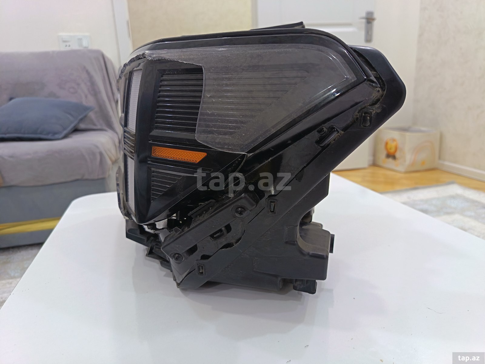 Hyundai Santa Fe 2024 sol farası (2)