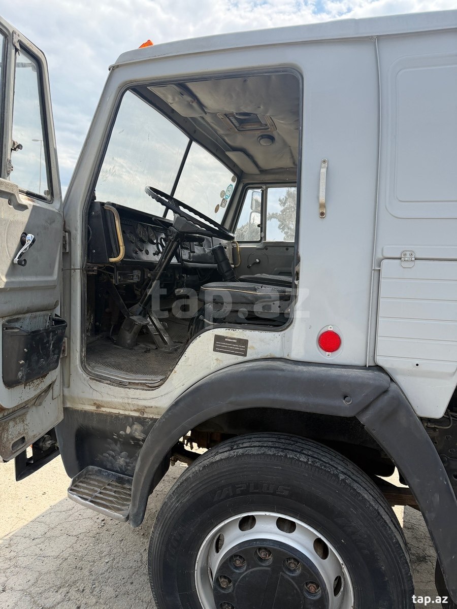 Yük maşını KamAz, 1997 il (9)