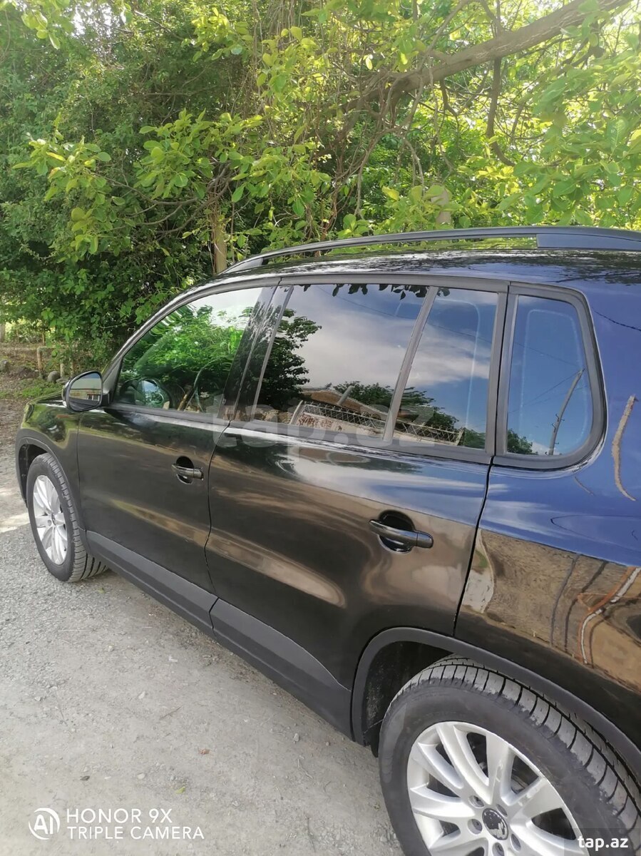 Volkswagen Tiguan, 2009 il (2)