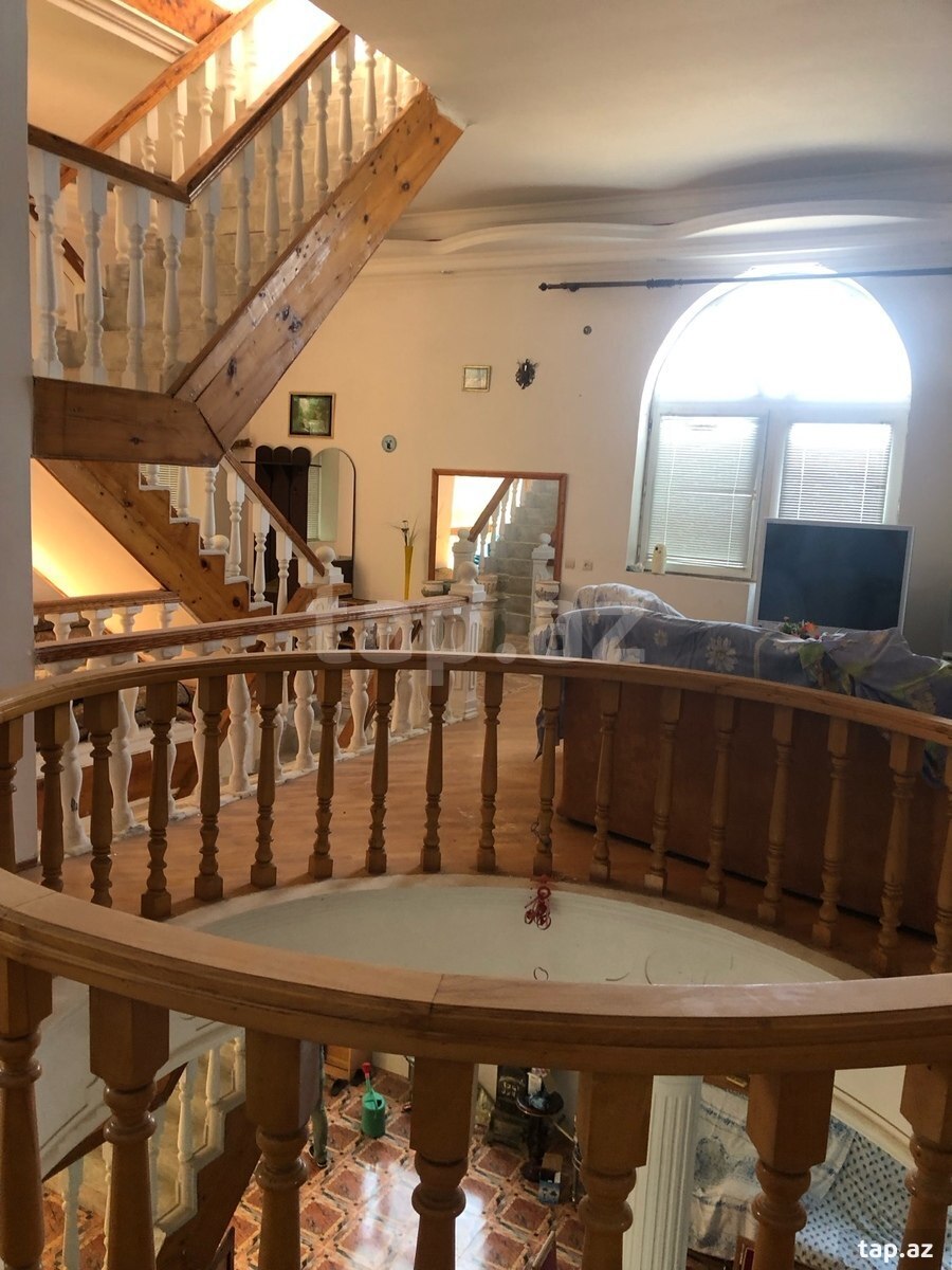 Bağ evi, Görədil qəs. (6)